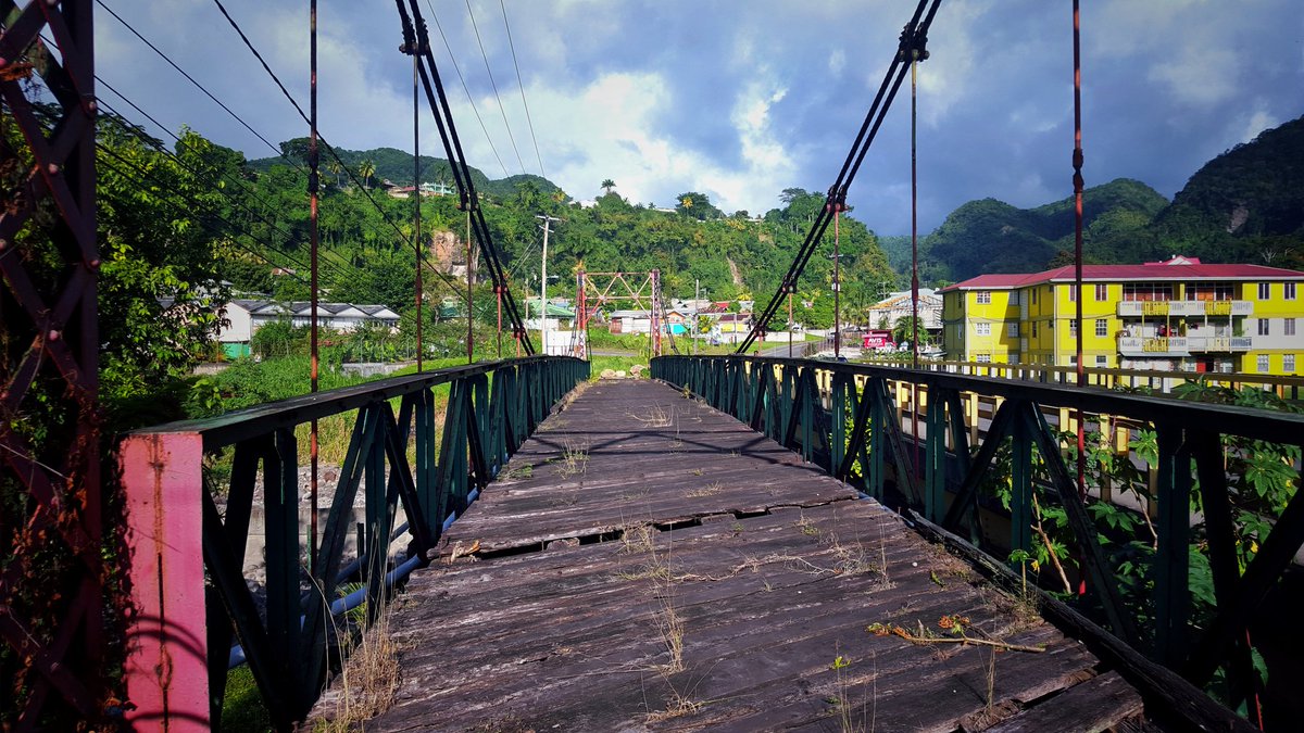 SilverliningR's tweet photo. Social media will build bridges into unexplored regions #Dominica https://t.co/ppEgONhYDd
