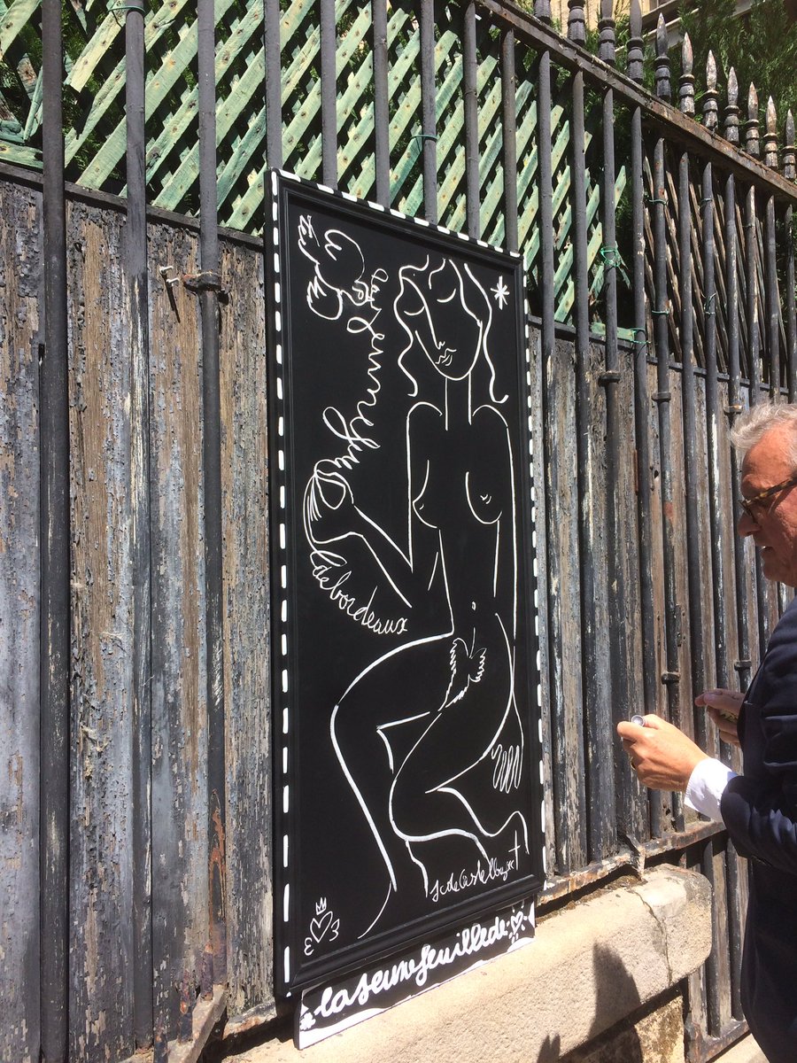 xcastelbajac's tweet image. @jcdecastelbajac et ses œuvres dans Bordeaux....