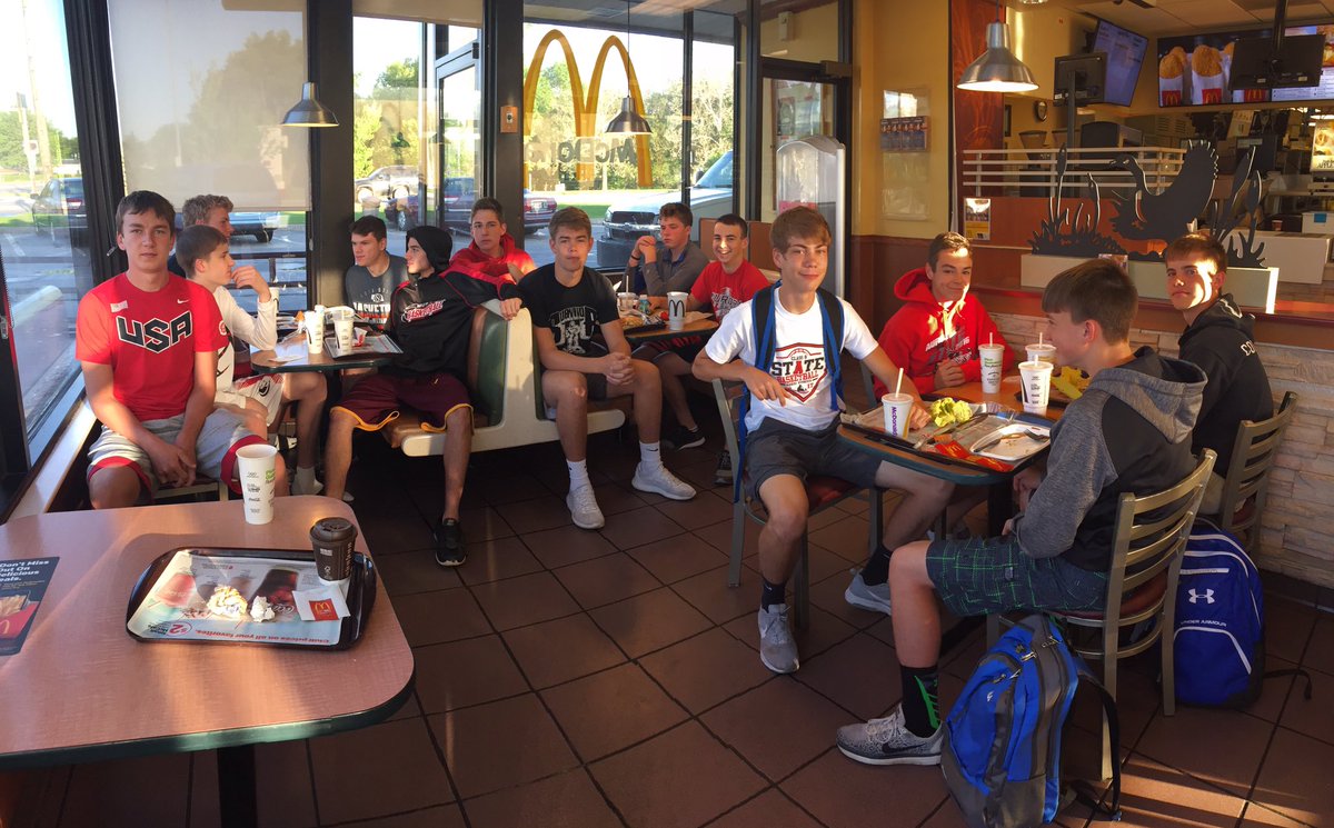 DogPoundBball's tweet photo. #Commitment in this picture as the #MHawks wrap up the offseason. Thanks for all your hard work & extra time #aurorahuskies #Relentless https://t.co/b5MMZLTYTC