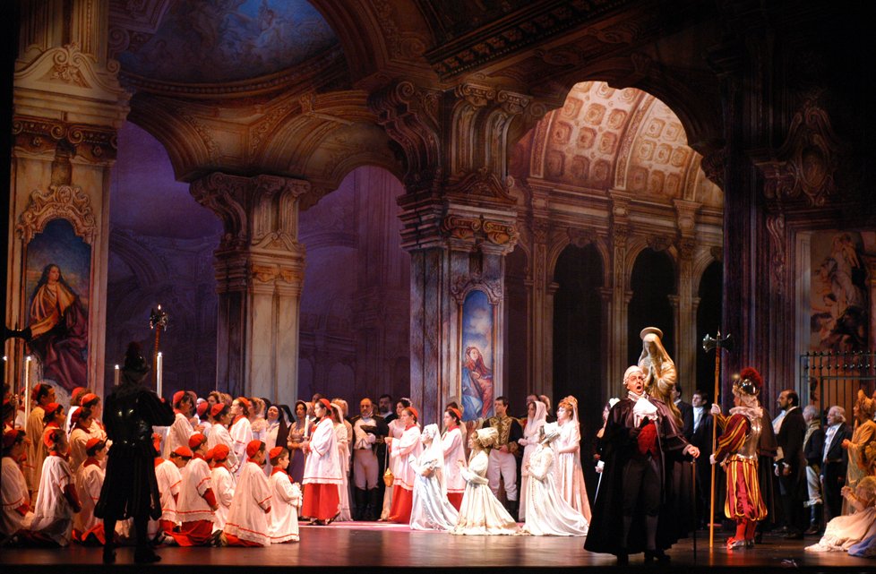 TeatroSolis's tweet photo. #Tosca se presentó 28 veces en el Solís; la primera vez fue el 17 de agosto de 1902. Este título integra la Temporada Ópera 2017. #MasOpera https://t.co/V9w7BStjqX