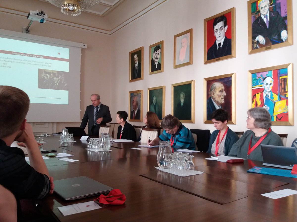 crinconmoreno15's tweet photo. #StaffTrainingWeek in #University of #Ljubljana.
#Library #openaccess @urjc @rebiun https://t.co/sjtuOHxdXO