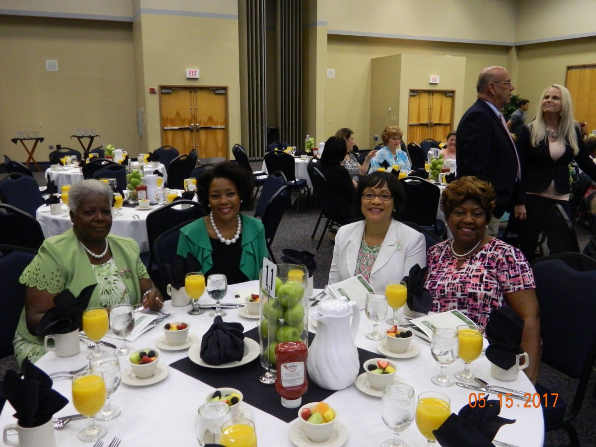 wisemoneyjax's tweet photo. We had a wonderful time at yesterday's #WiseMoneyWeek kick-off breakfast! We're off to a great start! https://t.co/xyzLO9aRss