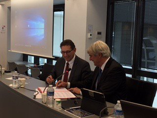 Bruno Delmotte (@bdelmotte) on Twitter photo Signature convention avec Jacques Singer Pdt Fondation des IUT <a href="/crtande/">Charles-René Tandé</a> <a href="/CSOEC/">CNOEC 🚀</a> #formation #competences Signature convention avec Jacques Singer Pdt Fondation des IUT <a href="/crtande/">Charles-René Tandé</a> <a href="/CSOEC/">CNOEC 🚀</a> #formation #competences