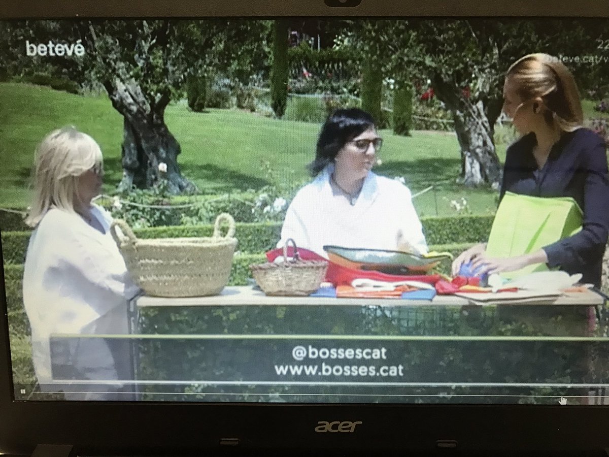 BossesCat's tweet photo. Gràcies a @VerdPrimera per l'oportunitat de presentar alternatives a les #bosses de plàstic d'un sol ús https://t.co/iISOFWy4Ir