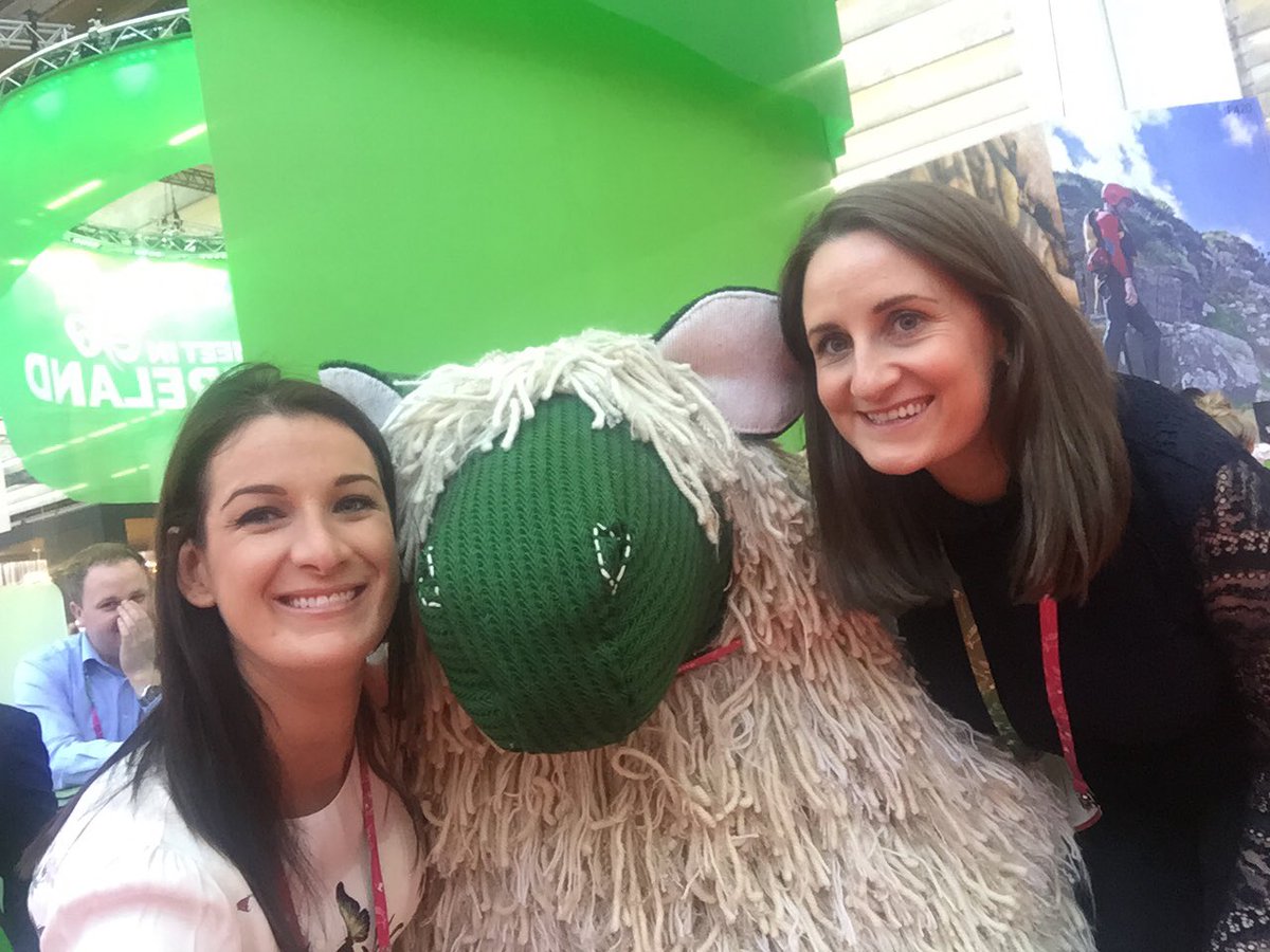 Just hanging out with Saoirse- the #Irish #Sheep &amp; <a href="/cbglenmore/">Ciara Byrne</a> <a href="/MeetInIreland/">Meet in Ireland</a> #IMEX17