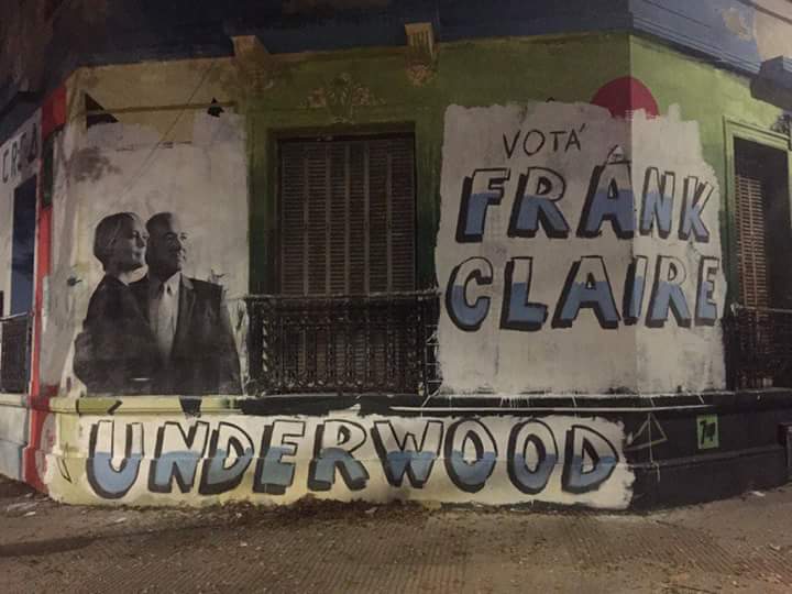C5N's tweet photo. La campaña de @Netflix_Arg para la 5ta temporada de @HouseofCards en Buenos Aires https://t.co/PXrYPOa0aT