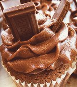Foodaesthetix's tweet photo. #chocolate #CupCakes https://t.co/1mxqHEYuwo