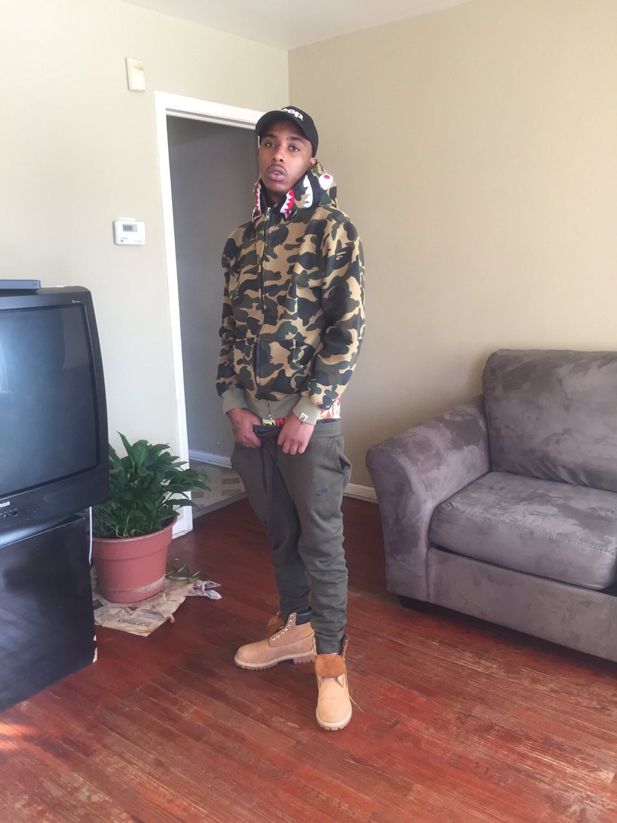 SluttyBoy tweet media