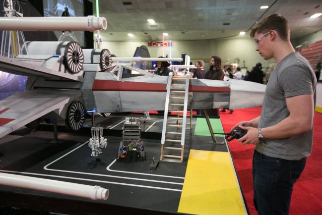 MITMechE's tweet photo. The Force was strong in this robot competition - read all about last week's #MIT2007 Final #Robot Competition https://t.co/UZYP3zbnNr https://t.co/jrZJBecY6o