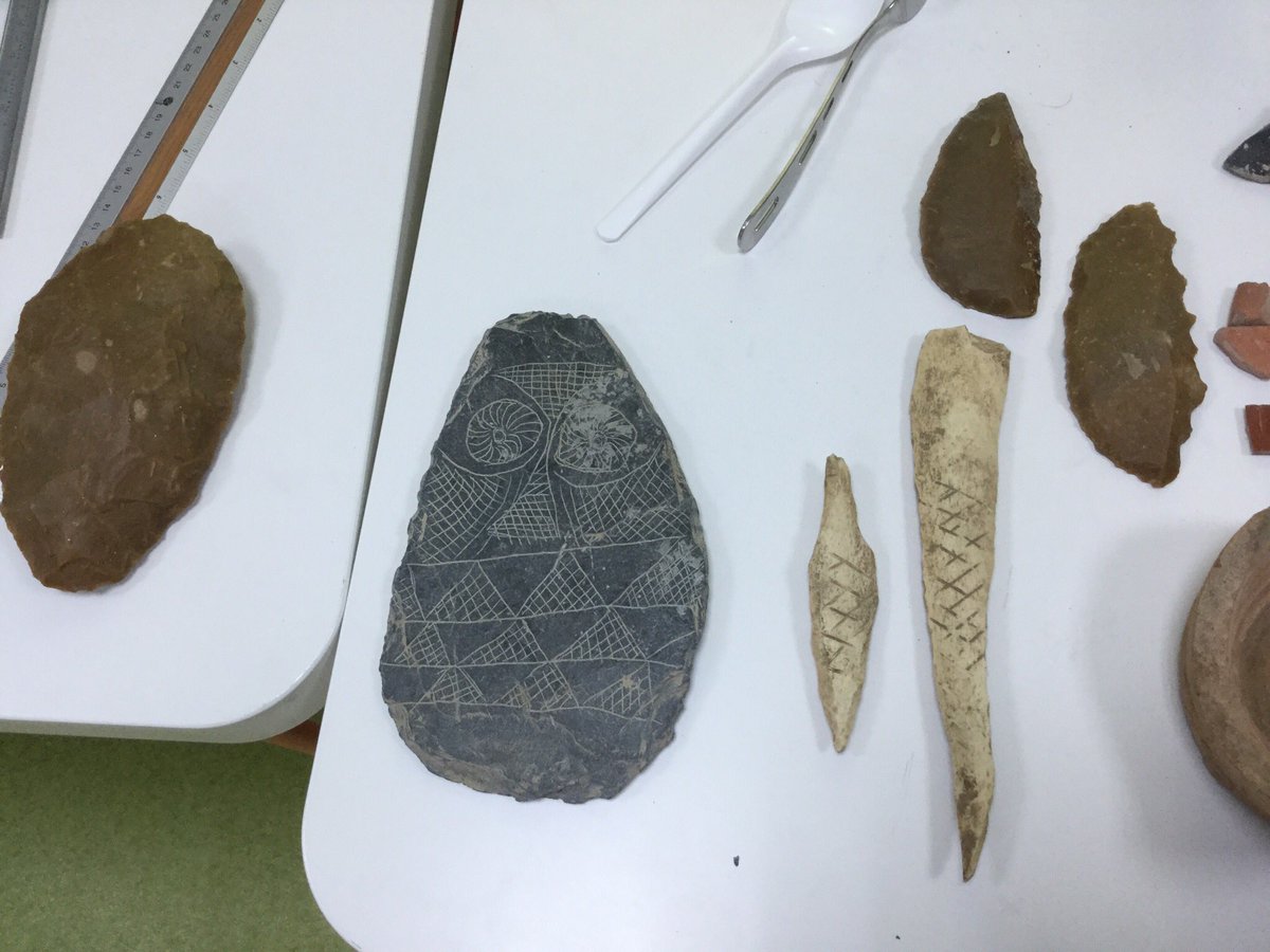 slatham18's tweet photo. #Y4.¿Que es la arqueología? Muchas gracias a Maria Berná y el Museo Histórico de Aspe.Una vista diviertida y fascinante. @newton_college https://t.co/MBAg9HvuKf