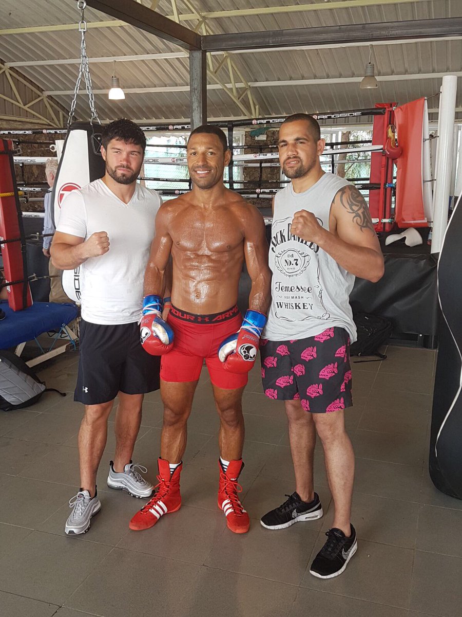 SkyJohnnyNelson's tweet image. Training camp almost done for @SpecialKBrook in prep for @ErrolSpenceJr. Should be a barn stormer