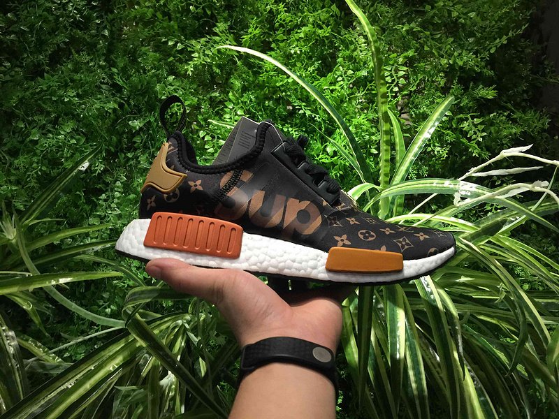 Adidas Supreme x Louis Vuitton x adidas NMD R1