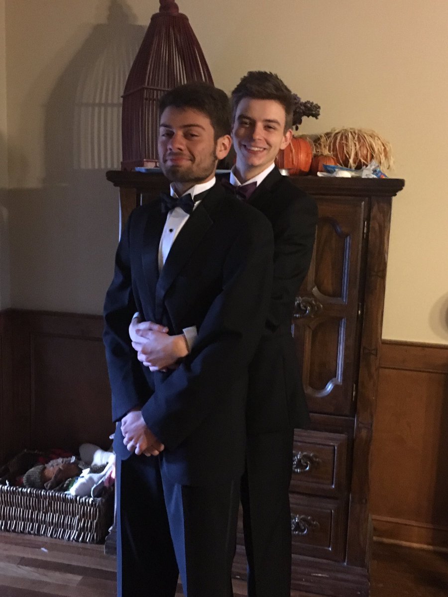 nathan_c_11's tweet photo. Woah, four years... Bartlett helped me realize who I want to be and the people to be by my side throughout it all. Thank you. #GoodbyeBHS https://t.co/vD25hzQsIE