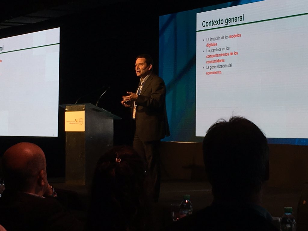 SIML2017's tweet image. "En la Logística/ Supply Chain está el papel clave de la transformación" - Luis Herrero Riaño, ADEO #SIML2017