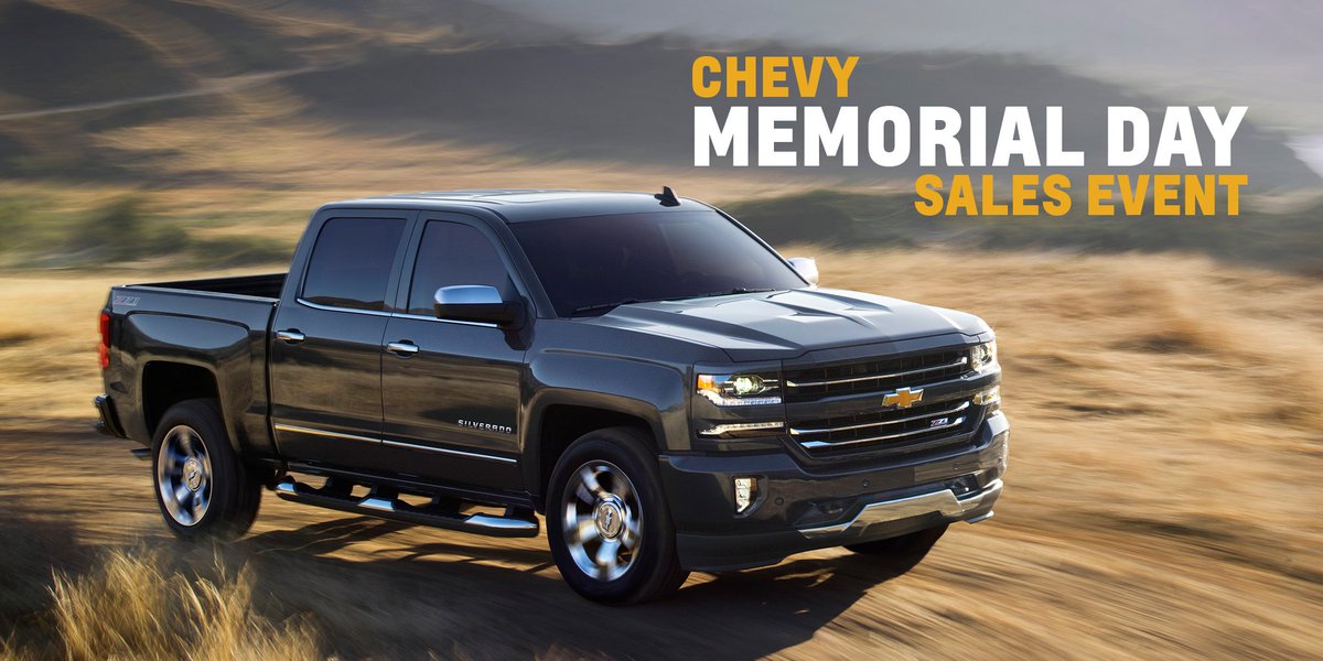 PerryAuto's tweet image. Kick-off summer right and get special pricing on select 2017 #Chevy #Silverado 1500 Crew Cab pickups in stock. pbxx.it/qs5rV3