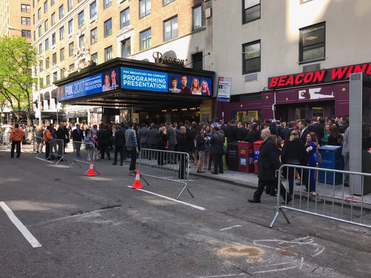 CanvsAI's tweet photo. We had a great time at the #FOXUpfronts last night. Always great to see our insights come to life for our clients. @FOXTV https://t.co/2BYabnvIey