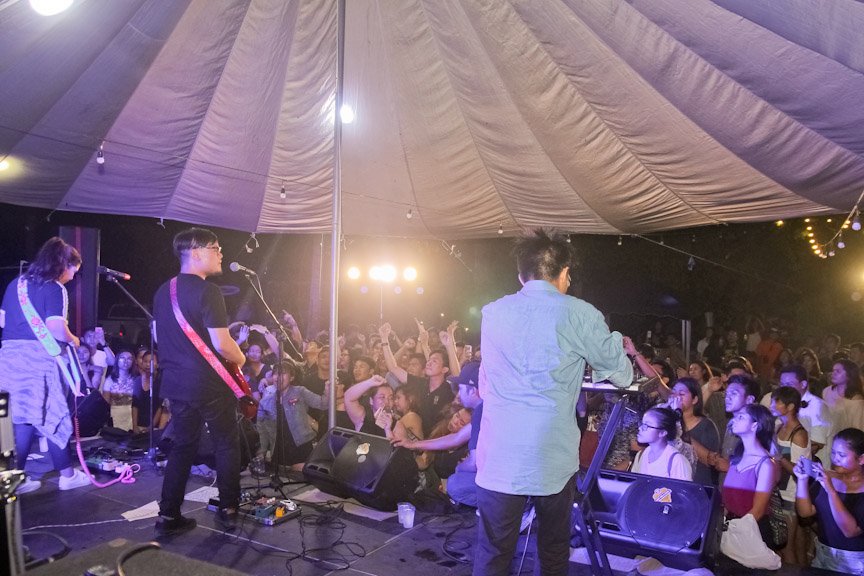 TheAltPH's tweet photo. @AutotelicMusic at #Firefly2017 | @FIREFLYUPLB @upranchersclub #Firefly #FireflyUPLB #UN29 #bonfireparty #Autotelic https://t.co/apu7VaSVWO
