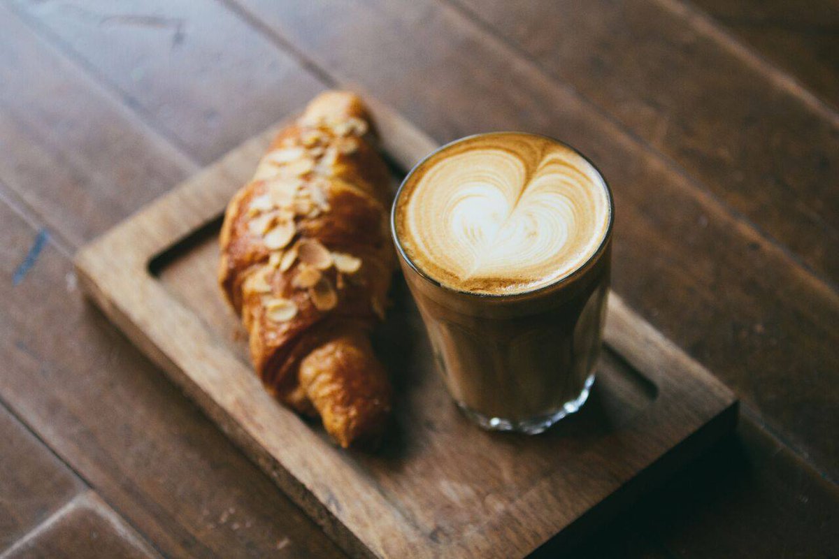 The perfect little afternoon treat. #TheNational