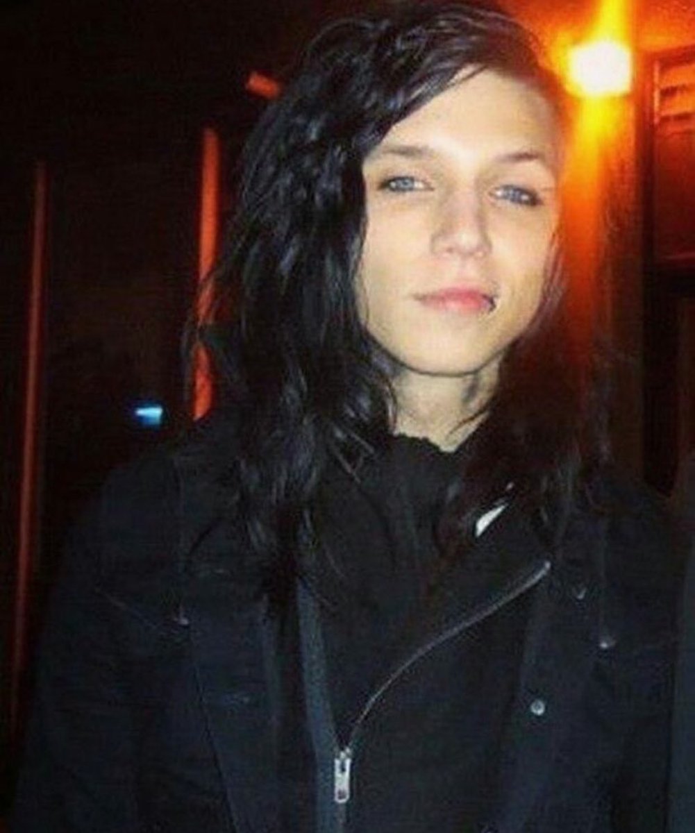 Andy Biersack Memory On Twitter We Love You Andyblack Andysix