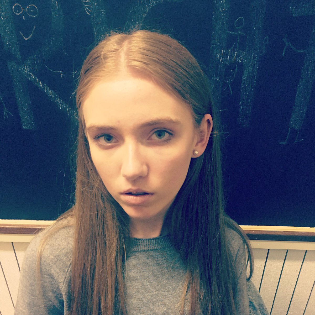 janeyhandm's tweet photo. Fresh Make-up for the shoot today #itsallaboutthebase https://t.co/r0grZs8LME