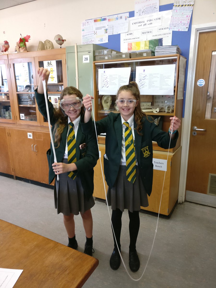 ScienceEba's tweet image. Year 8xy1 investigated the best ratio of pva to borax when making slime! Here's a combination of their results! #slime  @ScienceEba