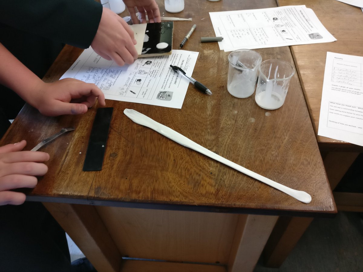 ScienceEba's tweet image. Year 8xy1 investigated the best ratio of pva to borax when making slime! Here's a combination of their results! #slime  @ScienceEba