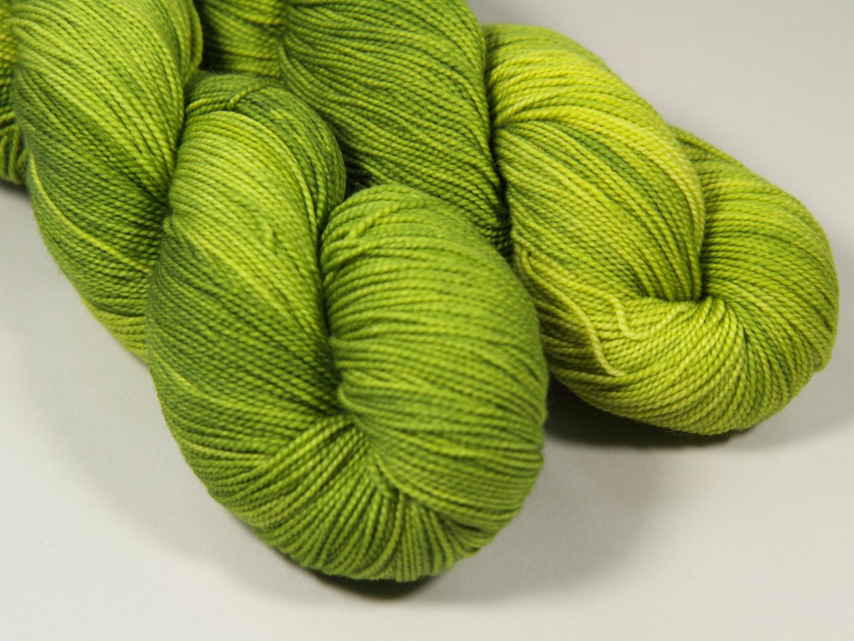 itsastitchup's tweet photo. Psst! Seen our latest semi-solid sock #yarn shades? All British spun ethical merino https://t.co/GSESUxluRE #knitting #campaignforwool #wool https://t.co/N7W0b0pU98