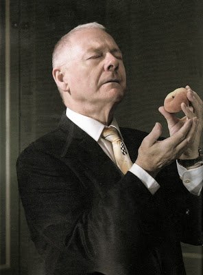 Happy Birthday Robert Fripp! 