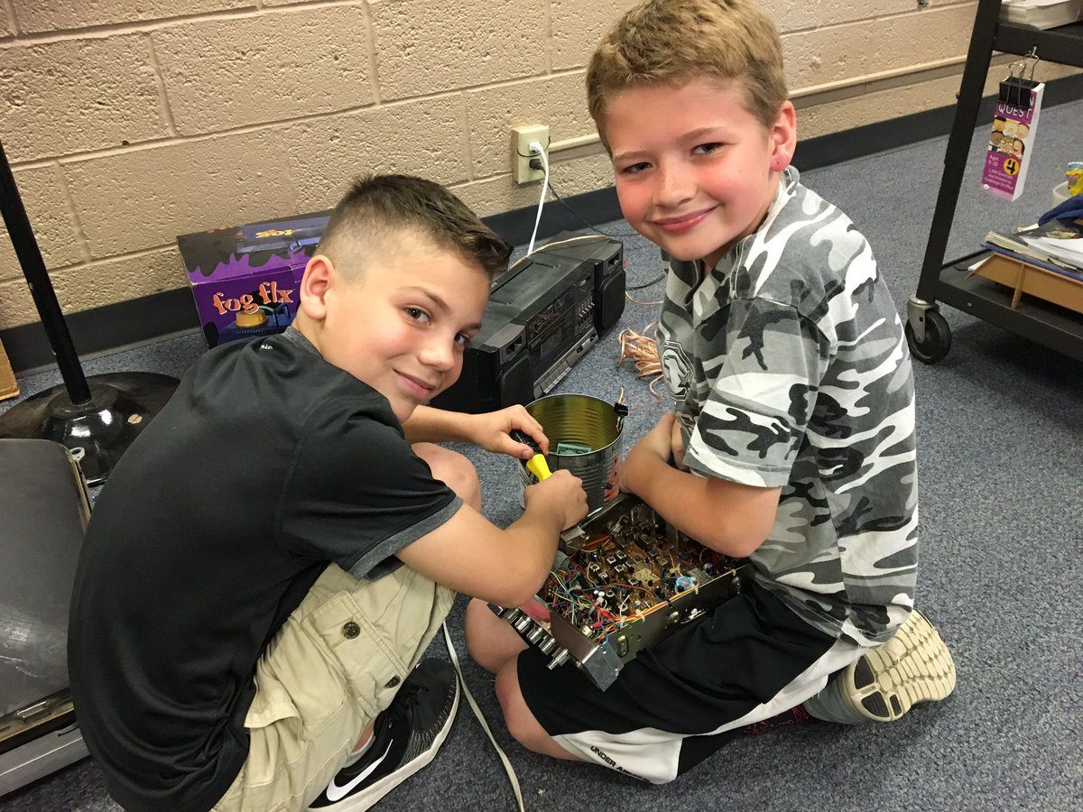 Seeing how electronics work and learning about circuits. <a href="/lapelelementary/">Lapel Elementary</a>
