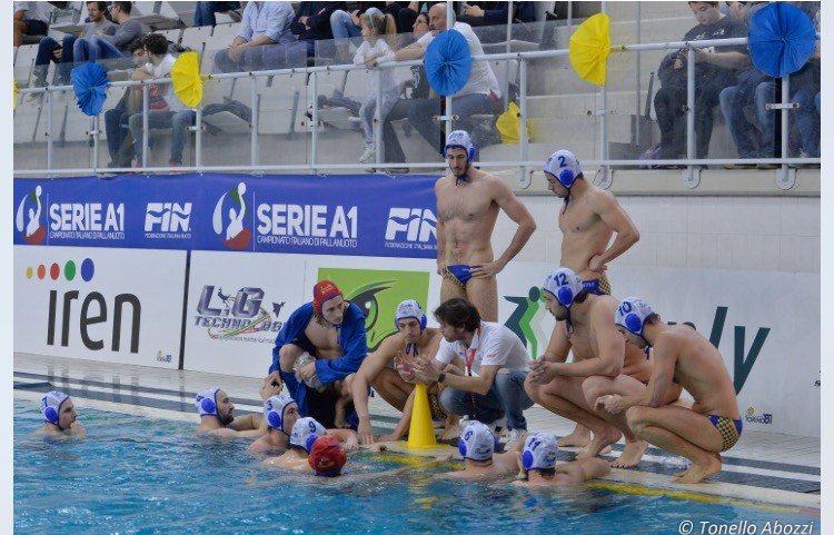 Il sogno della @81Torino, che sabato giocherà le semifinali dei play-out di A1 #pallanuoto #waterpolo #Futura futura.news/2017/05/16/514…