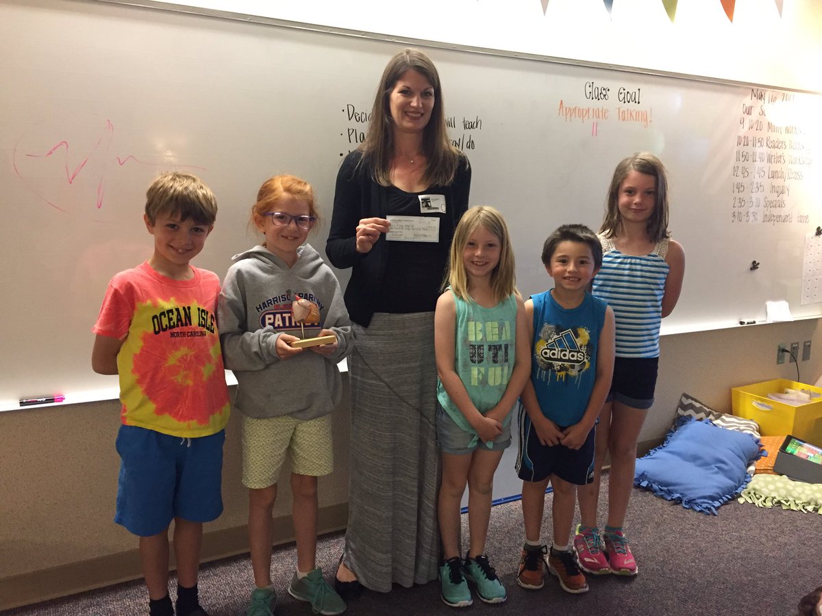 Ss donating money from their bake sale to <a href="/RileyChildrens/">Riley Children's</a> - so happy to learn what their donation will benefit! #worldchangers <a href="/ekline84/">Erika Kline</a>