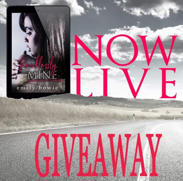 emilybowie82's tweet photo. Last day to enter my giveaway! https://t.co/mLu3sdPAQB    #PinnedPost #EasyEntry #RecklesslyMine https://t.co/kHEff937a1