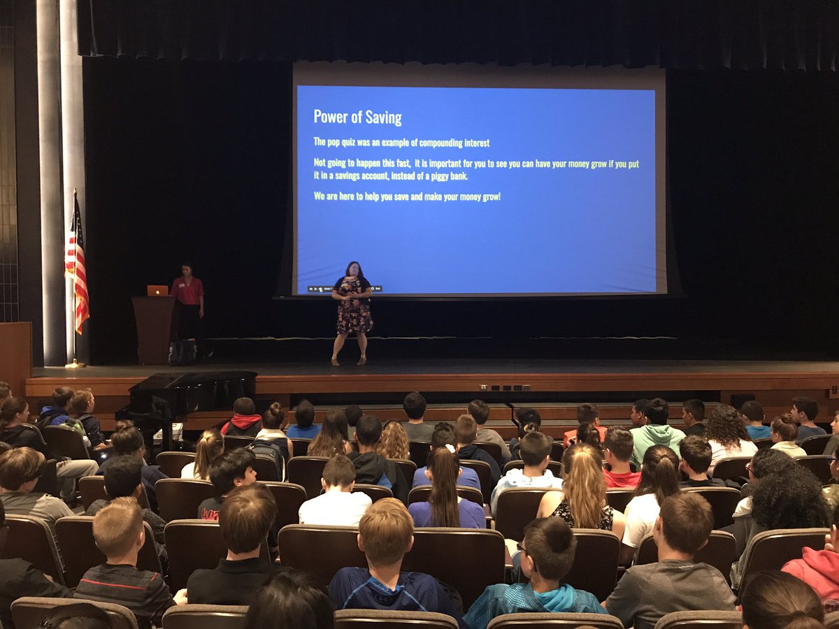 Coach_Furnari's tweet photo. Great presentation &amp; opportunity from @SalemFive to our 6th grade @higginshawks students! #startsaving #pedroiasworld https://t.co/S5KIhkHz4C