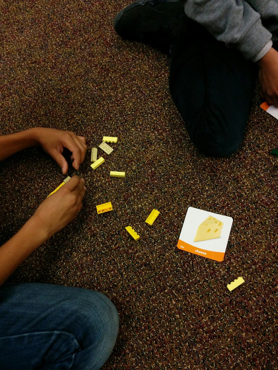 LauraFromCO's tweet photo. 'Building' new vocabulary! #ELL #csestrong #isd750shares https://t.co/jYbYO69LyW