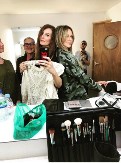 Behind the scenes #ourcrewrocks  #fashionshoot #funwhilewework #radcliffesciamma #photoshoot #makeuproomselfie @TonyLeBritton #carolbrown