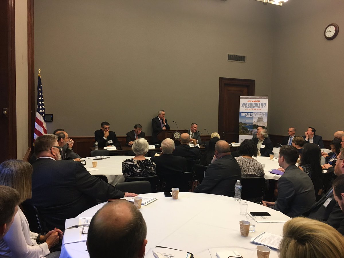 Tacoma_Chamber's tweet photo. #WA2WA @uwtacoma Mike Wark relates some of the issues @uwtcyber addresses UWT's cyber conference https://t.co/SuuKXpsKFP