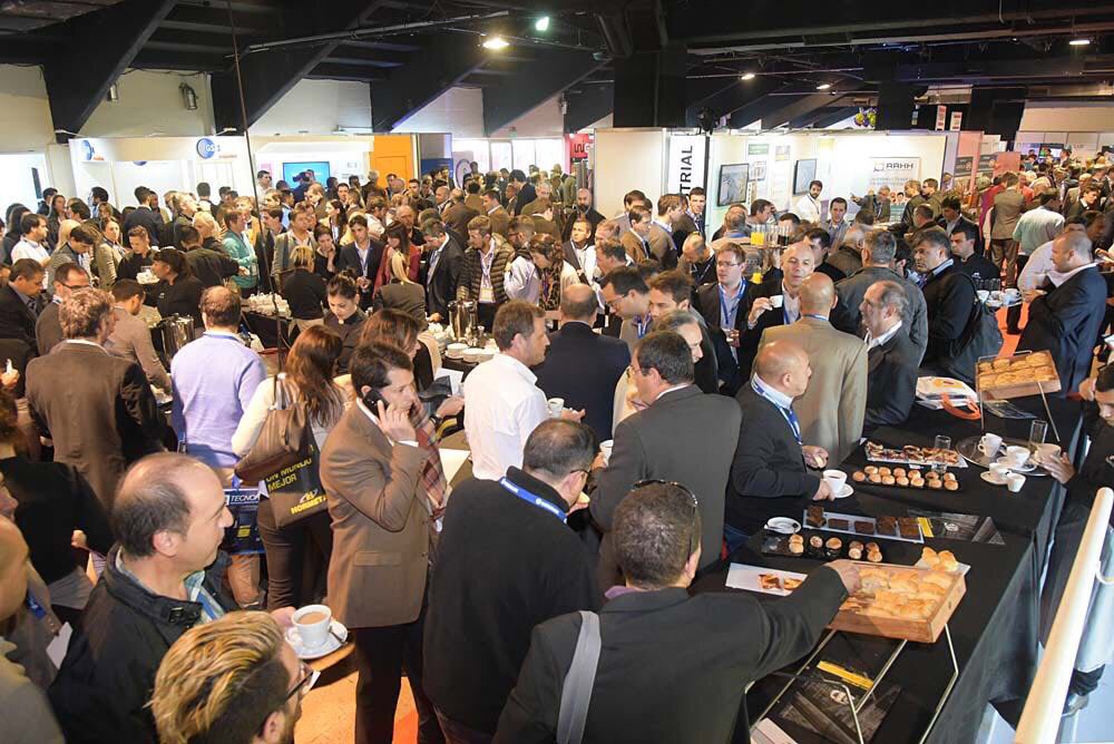 SIML2017's tweet image. ¡Todavía queda mucho! ¡No te pierdas las conferencias gratuitas y vení a disfrutar de una tarde con los líderes de la Industria! #SIML2017