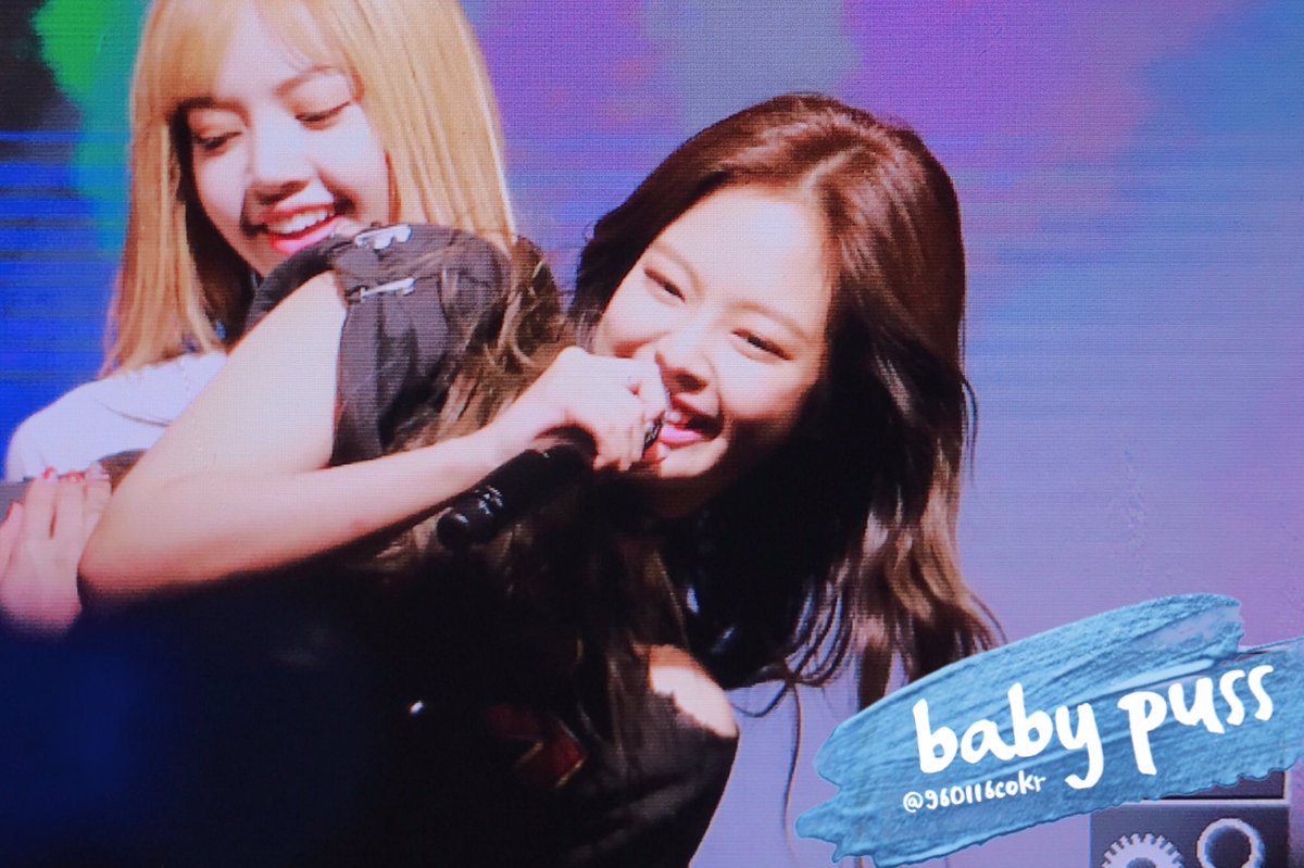 960116cokr's tweet photo. 170516 건국대축제 
#BLACKPINK #블랙핑크 #제니 #JENNIE https://t.co/OpRWinrkTS