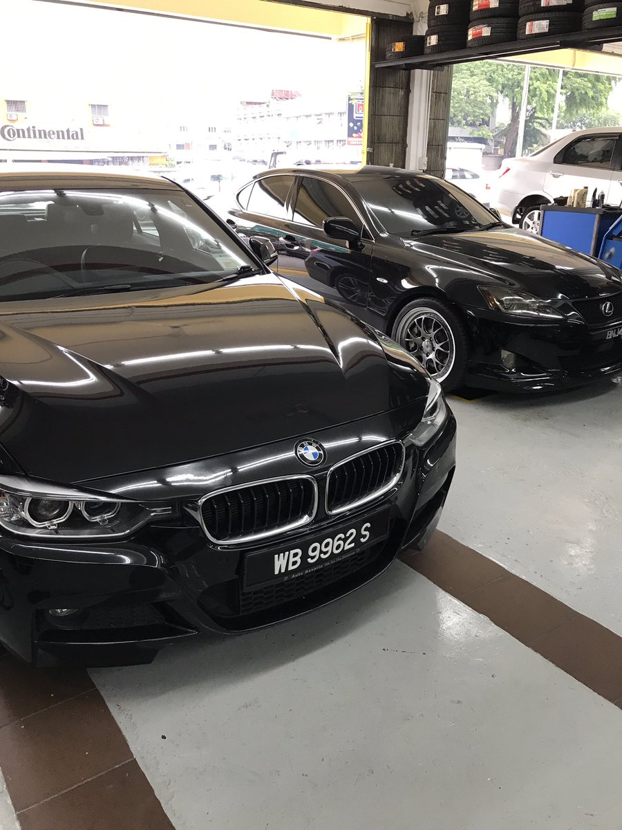 wiselynkw's tweet photo. #bmw #f30 #328i #msport and #lexux #is250 https://t.co/yo7Mcd8UhV