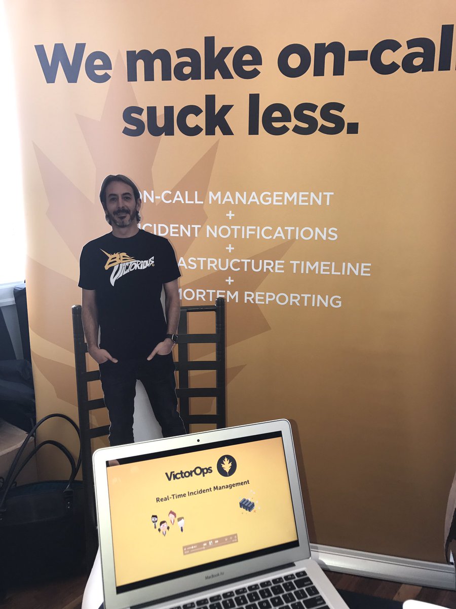 CarolVB27's tweet photo. Come to our booth in SLC and #flatjasonhand will photobomb your selfies! "#ChatOpsForDummies" @VictorOps @devopsdaysslc #DevOps https://t.co/UedJ2HYTa8