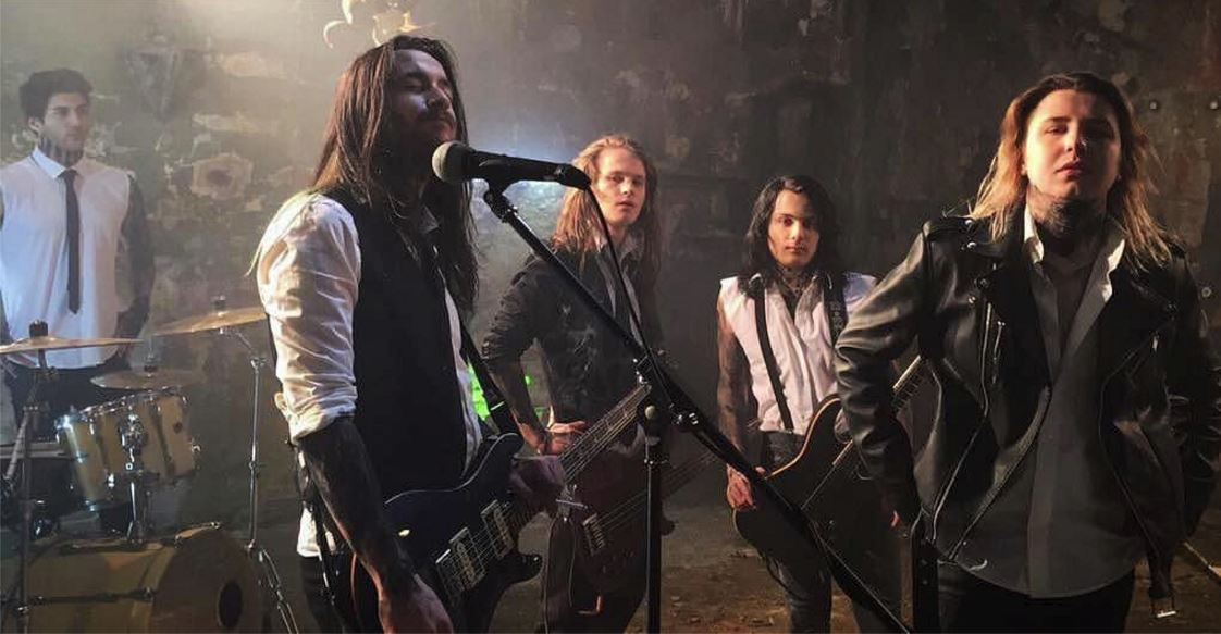 Sertlikten Asla Taviz Yok: @YMKTBBAND'tan Yeni Şarkı: Ghost...rockistasyonu.com/sertlikten-asl…