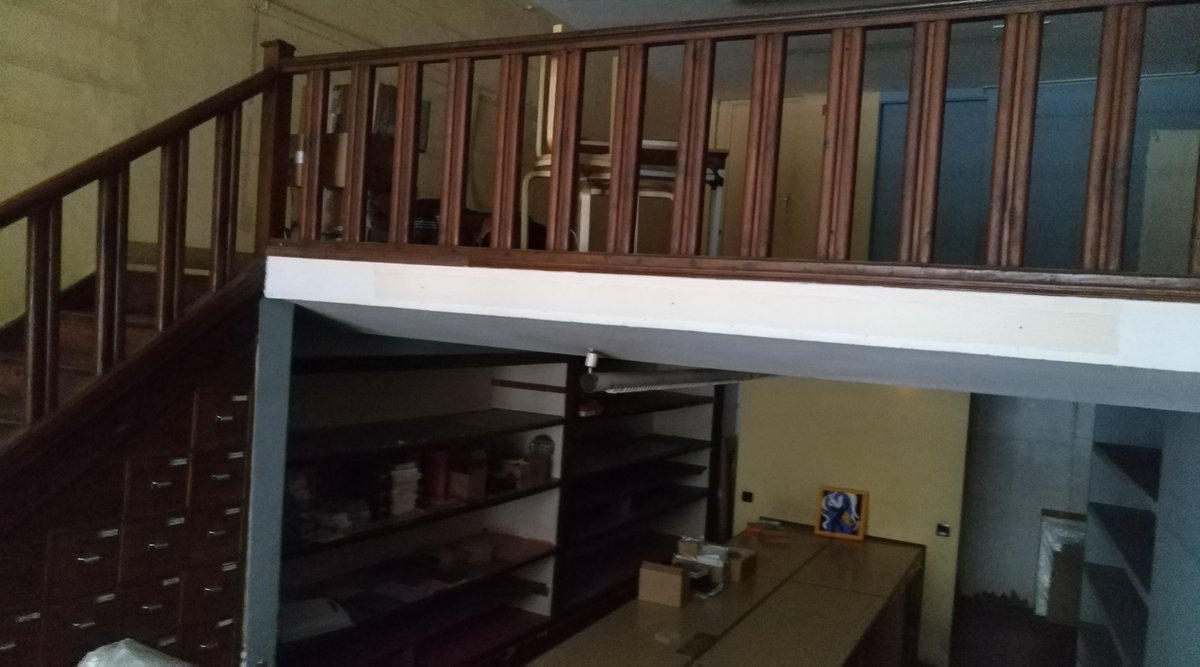 Loring_art's tweet photo. Estamos en un paréntesis pero volveremos a resurgir de entre las cajas. Apostamos por https://t.co/OyPntdIgzp y pronto podrás venir a vernos https://t.co/wo7K9o6p8P