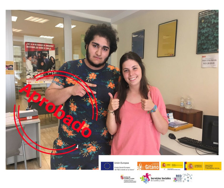 gitanos_org_CYL's tweet photo. Desde la #FSGSalamanca damos la enhorabuena a Gedeón por aprobar los exámenes libres de la ESO. La educación es un arma cargada de futuro! https://t.co/usZeKTW1Zk