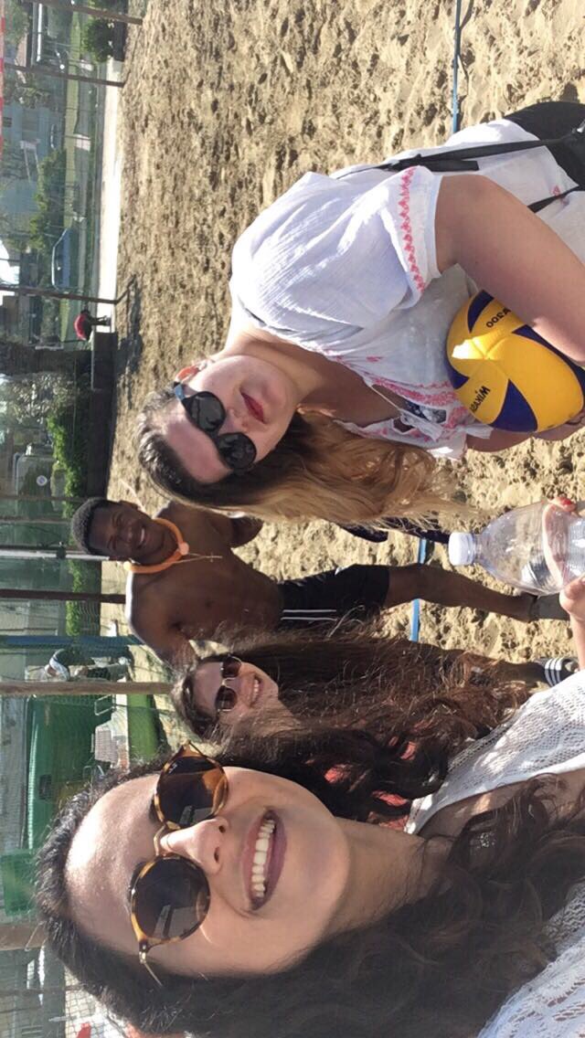 TOURTOURTOUR! 🇮🇹 

Throwback to less stressful times when 4 of the team went away to Italy! 

Good luck to all who had exams today! 📚