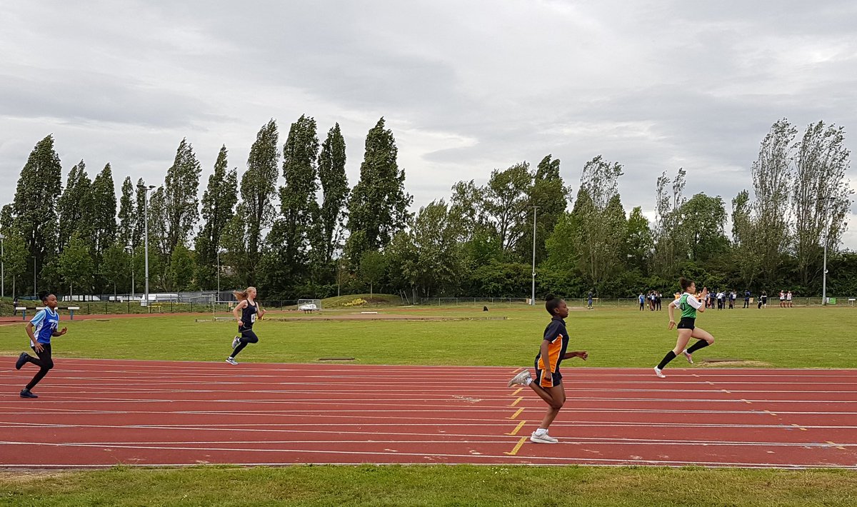 Highams Park PE tweet media