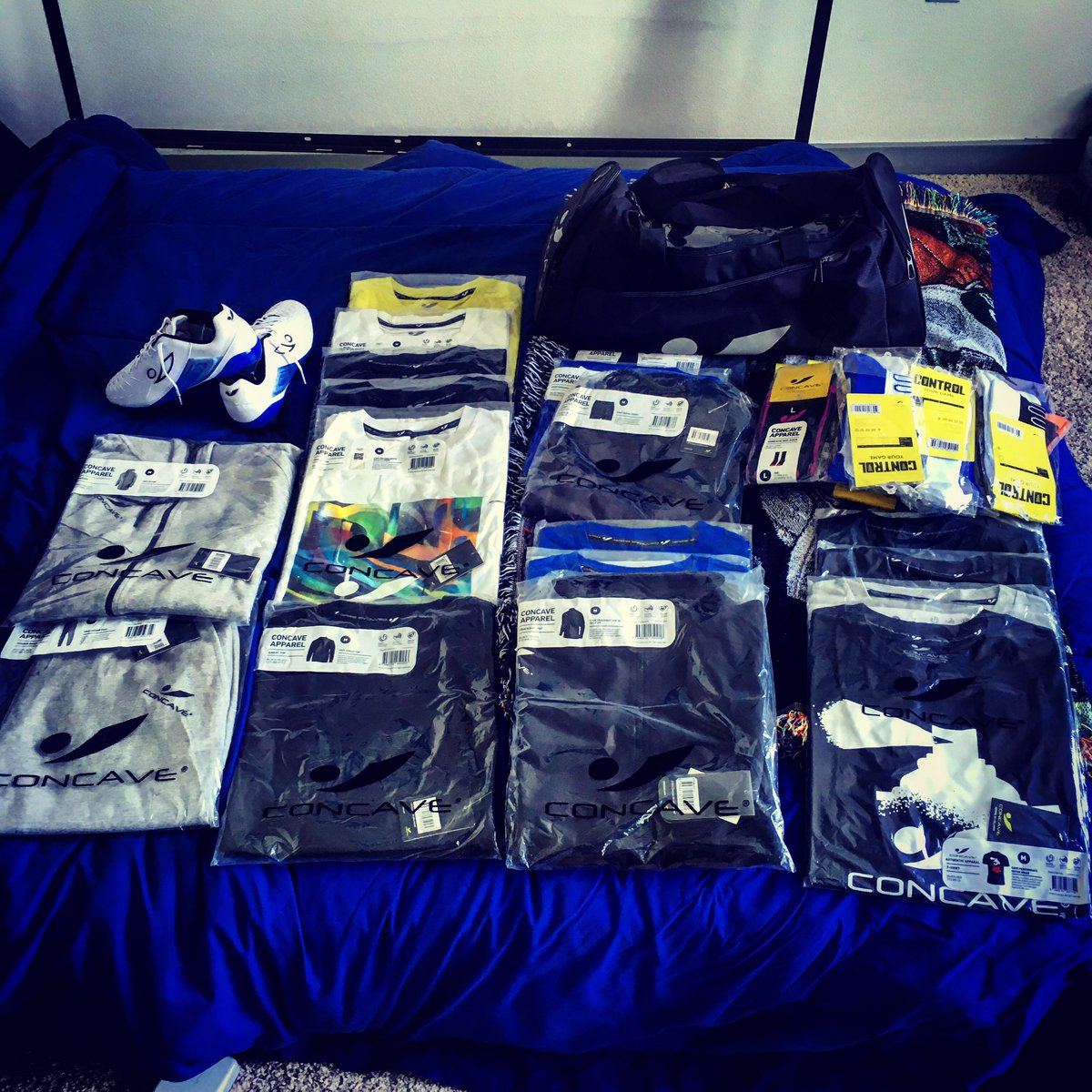 scottythomsen's tweet photo. Big thanks to @ConcaveFootball for the care package today. Gear is top class! 👏🏻⚽️ #LetThemTalk #CaveGang #GameEvolved https://t.co/iR89pD2I37