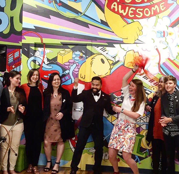 It's official, 🎀 ✂️, #QiHQ is open to Create and Share its Awesome 👏✨#QiHQGO #qiwallofawesome #createyouRawesome