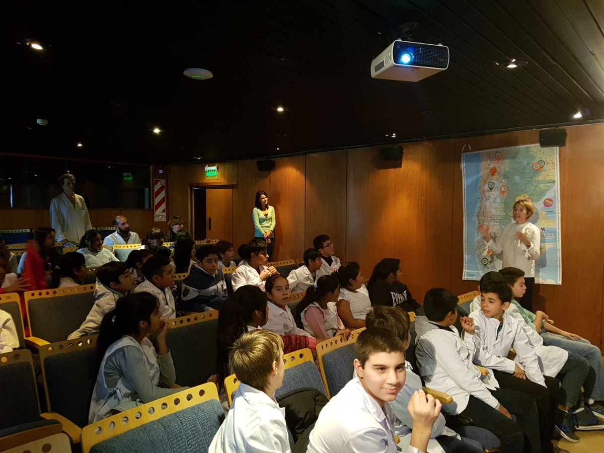InnovacionTurAr's tweet photo. Recibimos a la Escuela N°1 Valentin Gomez de CABA y realizamos juntos el taller de Turismo, Patrimonio y Escuela https://t.co/mnv2NDKmo8