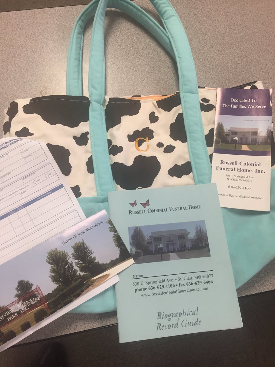 cmcdaniel05's tweet photo. S/O to @christinaaahill for always looking out for me. A cow bag and Nancy's info. #nancysready #alreadymissingthemπ’ https://t.co/48F3cjurF1