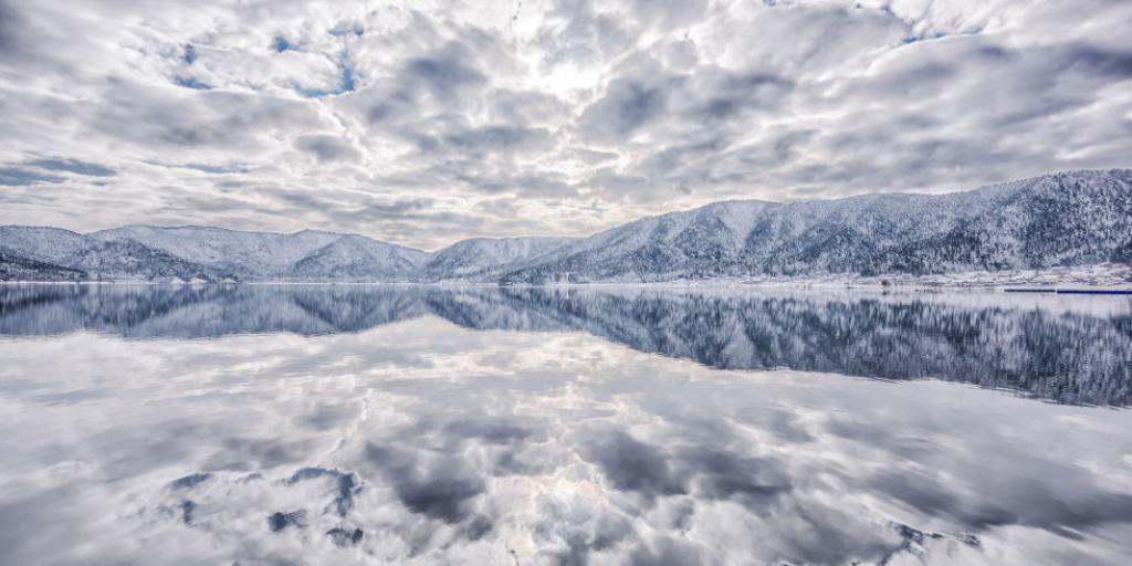 splendidbooth's tweet photo. 10 Stunning Nature Photos from the 2017 National Geographic Travel Photographer of the Year Contest @HouseBeautiful https://t.co/iCTuFAjUhF https://t.co/oWXMqVuksB